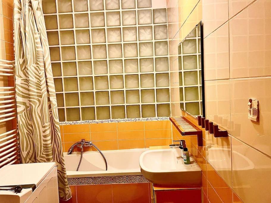 2,5 Izbovy Apartman V Ruzinove S Parkovanim Zdarma 布拉迪斯拉发 外观 照片