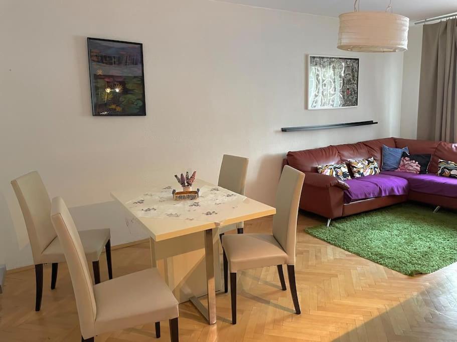 2,5 Izbovy Apartman V Ruzinove S Parkovanim Zdarma 布拉迪斯拉发 外观 照片