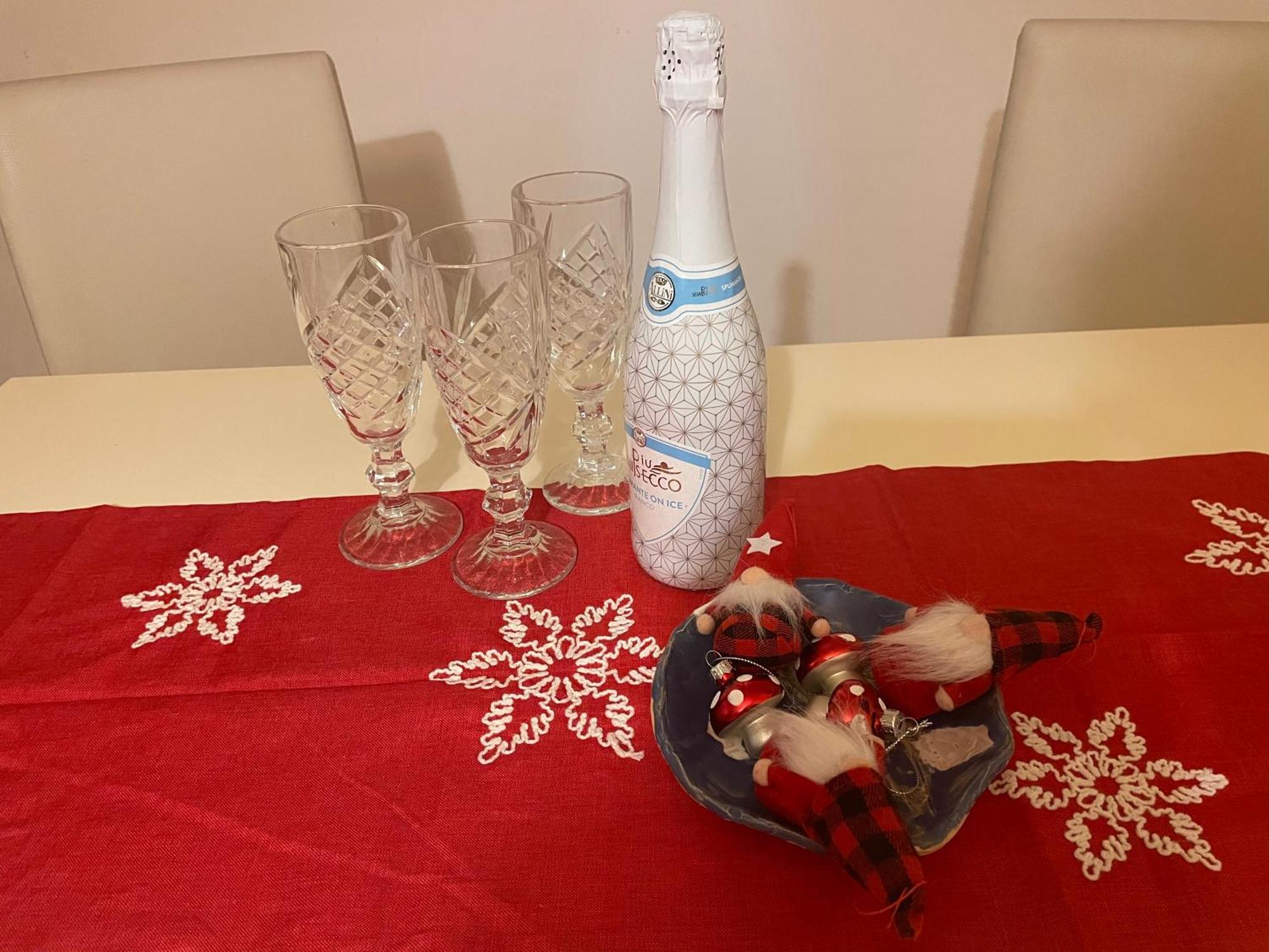 2,5 Izbovy Apartman V Ruzinove S Parkovanim Zdarma 布拉迪斯拉发 外观 照片